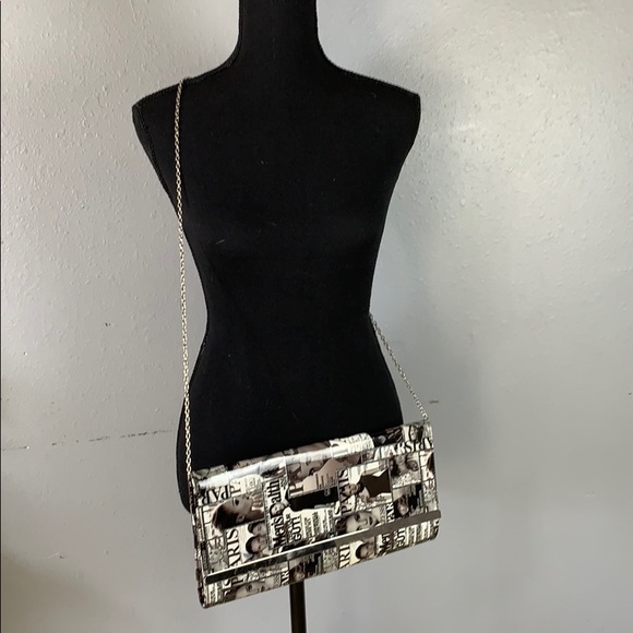 Handbags - Magazine chain bag
